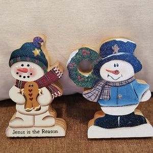 NWOT 2 Handcrafted Wooden Snowmen